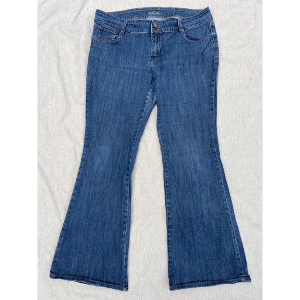 Vintage Y2K Old Navy The Diva Flare Jeans Low Rise Double Button 14